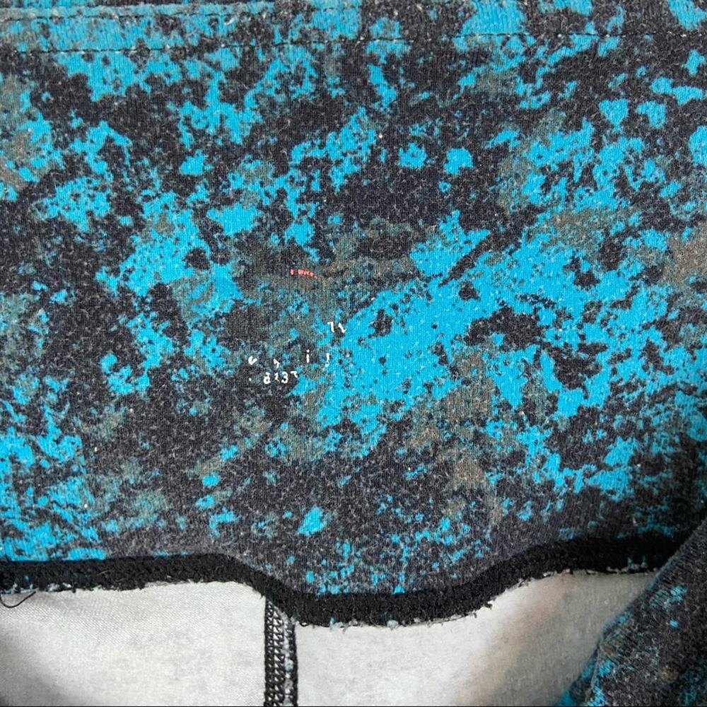 ALO Yoga Airbrush Leggings In Turquoise Black - Picture 5 of 7